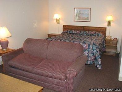 Cobblestone Inn & Suites - Trenton Bagian luar foto