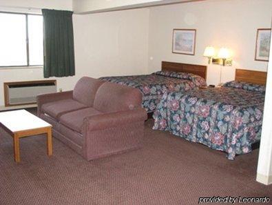 Cobblestone Inn & Suites - Trenton Bagian luar foto