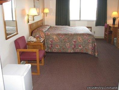 Cobblestone Inn & Suites - Trenton Bagian luar foto